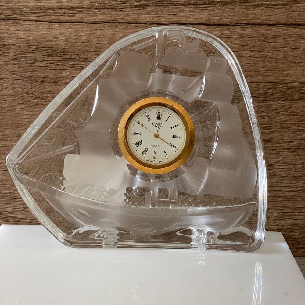 NWT Mikasa Voyager Clipper Ship Etched Clear Glass Footed Quartz Clock 5" X 4"